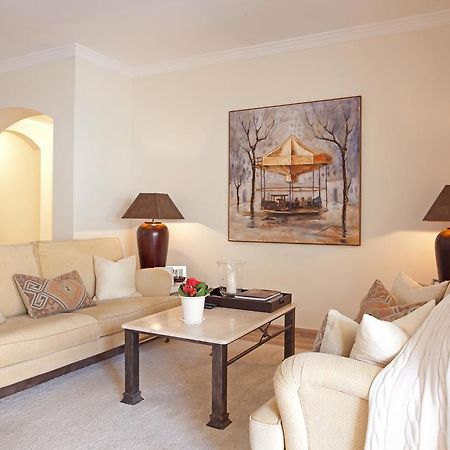 Апартаменты Hacienda Elviria Марбелья Экстерьер фото
