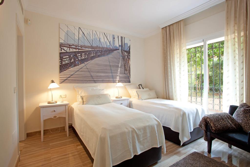 Апартаменты Hacienda Elviria Марбелья Экстерьер фото
