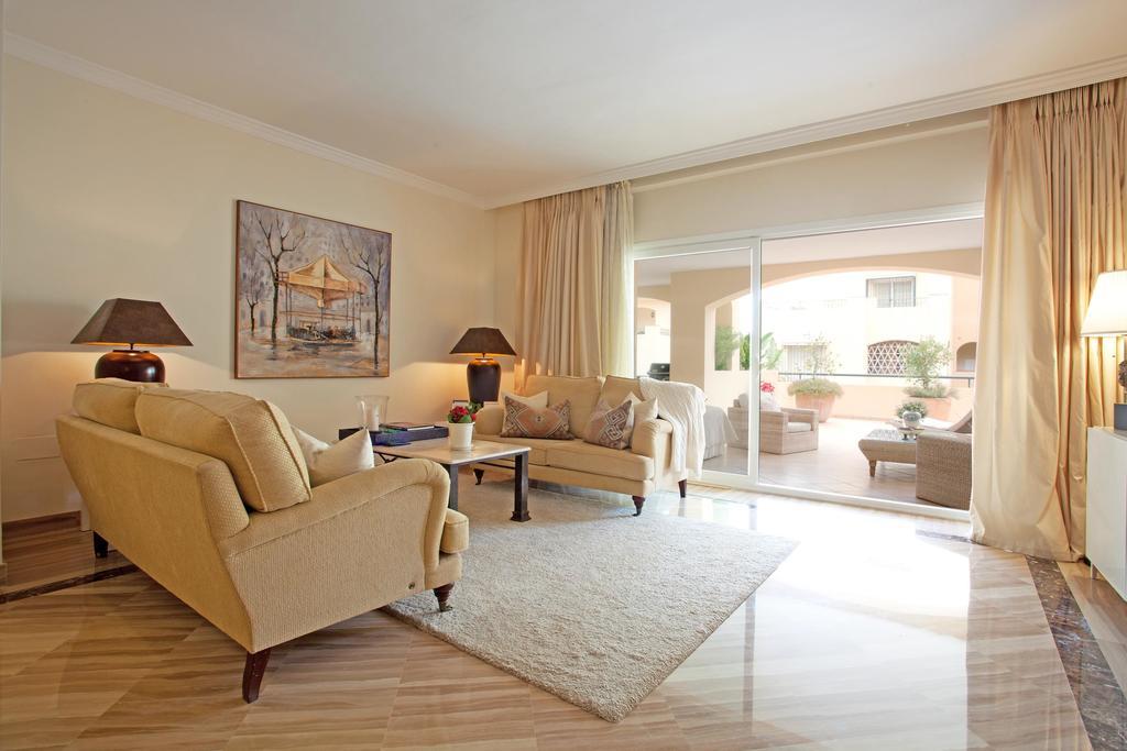 Апартаменты Hacienda Elviria Марбелья Экстерьер фото